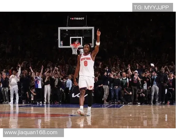 无碍！迈克-布朗：本可以重新换上阿努诺比的 他只是抽筋了